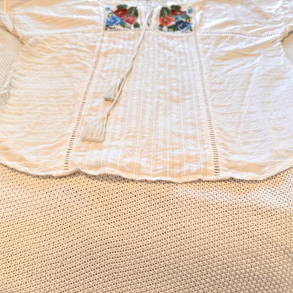 ANTHROPOLOGIE Under Skies Boho Embroidered White Women's Top w Tassels - Picture 6 of 13